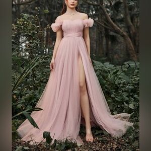 Elegant Off Shoulder Ruched Bust Split Thigh Tulle Evening Dress